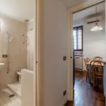 Appartamento A Stone's Throw From The Colosseum!