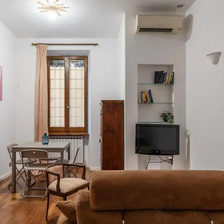 A Stone's Throw From The Colosseum! 公寓 罗马